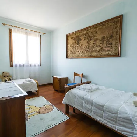 Maryhouse Borso del Grappa